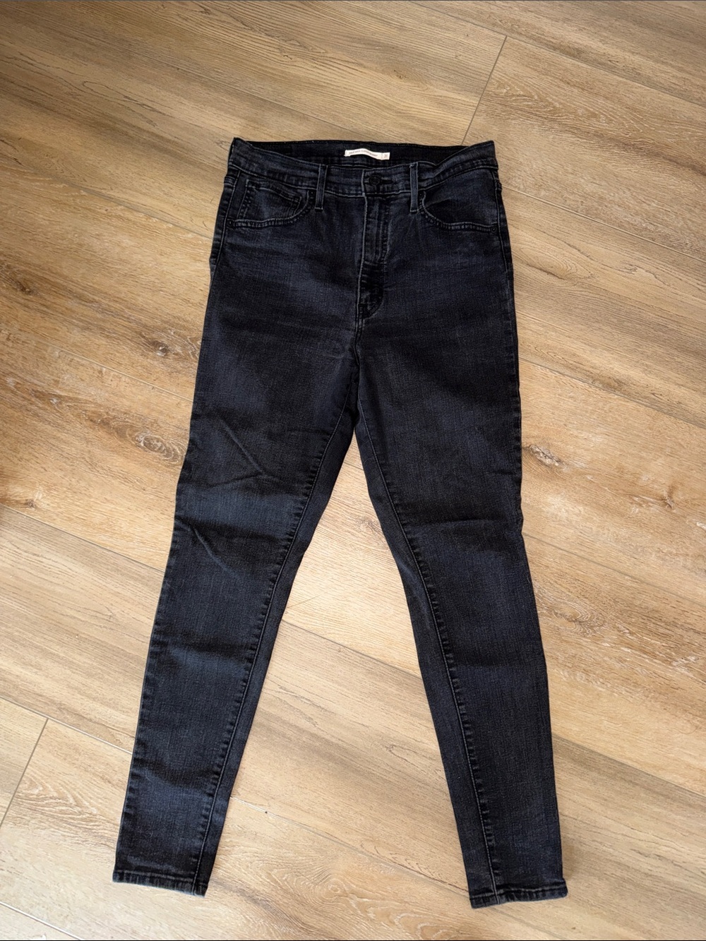 Levi's Mile High Black Skinny Jeans